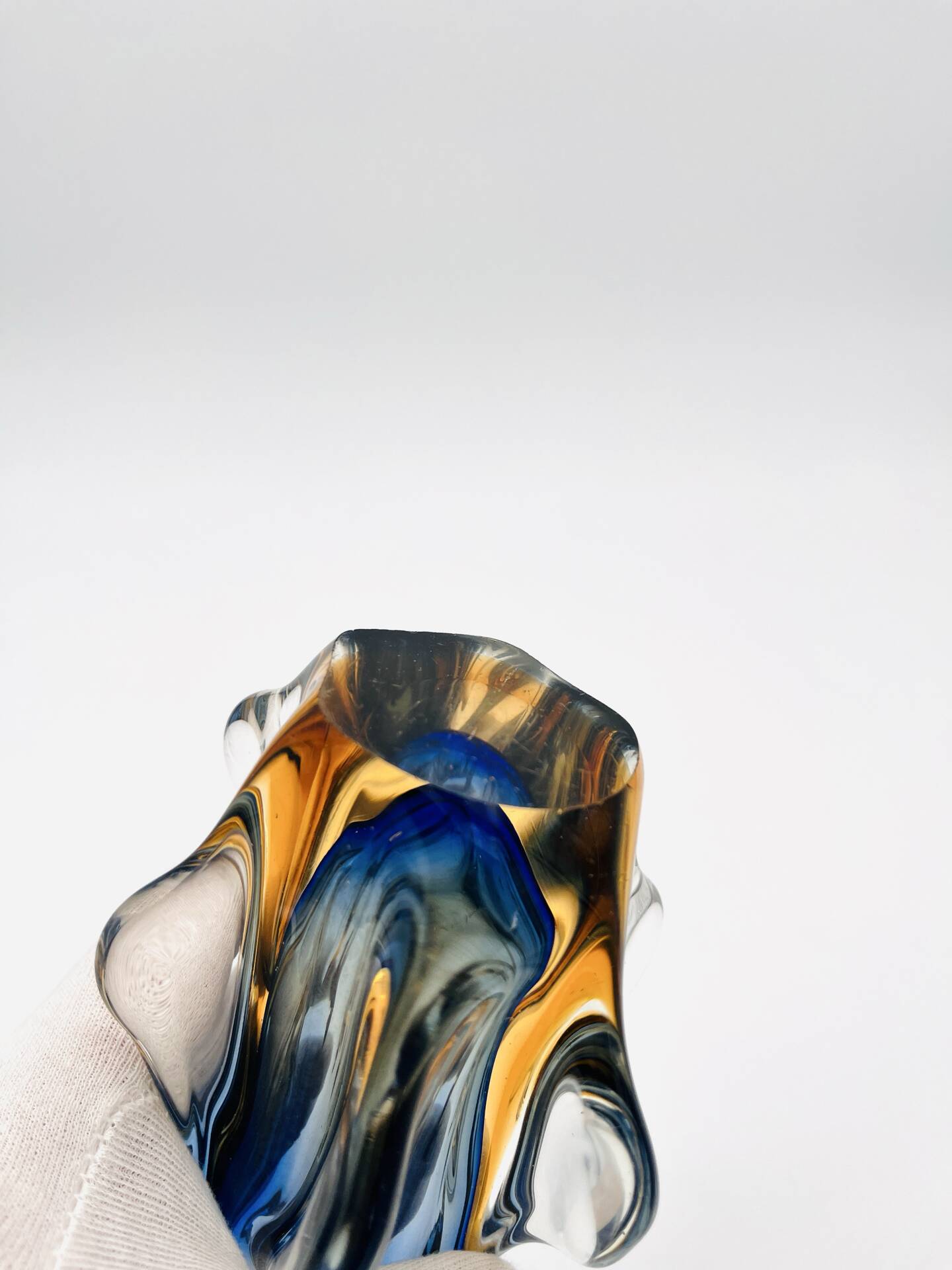 Murano Sommerso Vase Sculpture Chambord Model Blue Amber 26cm