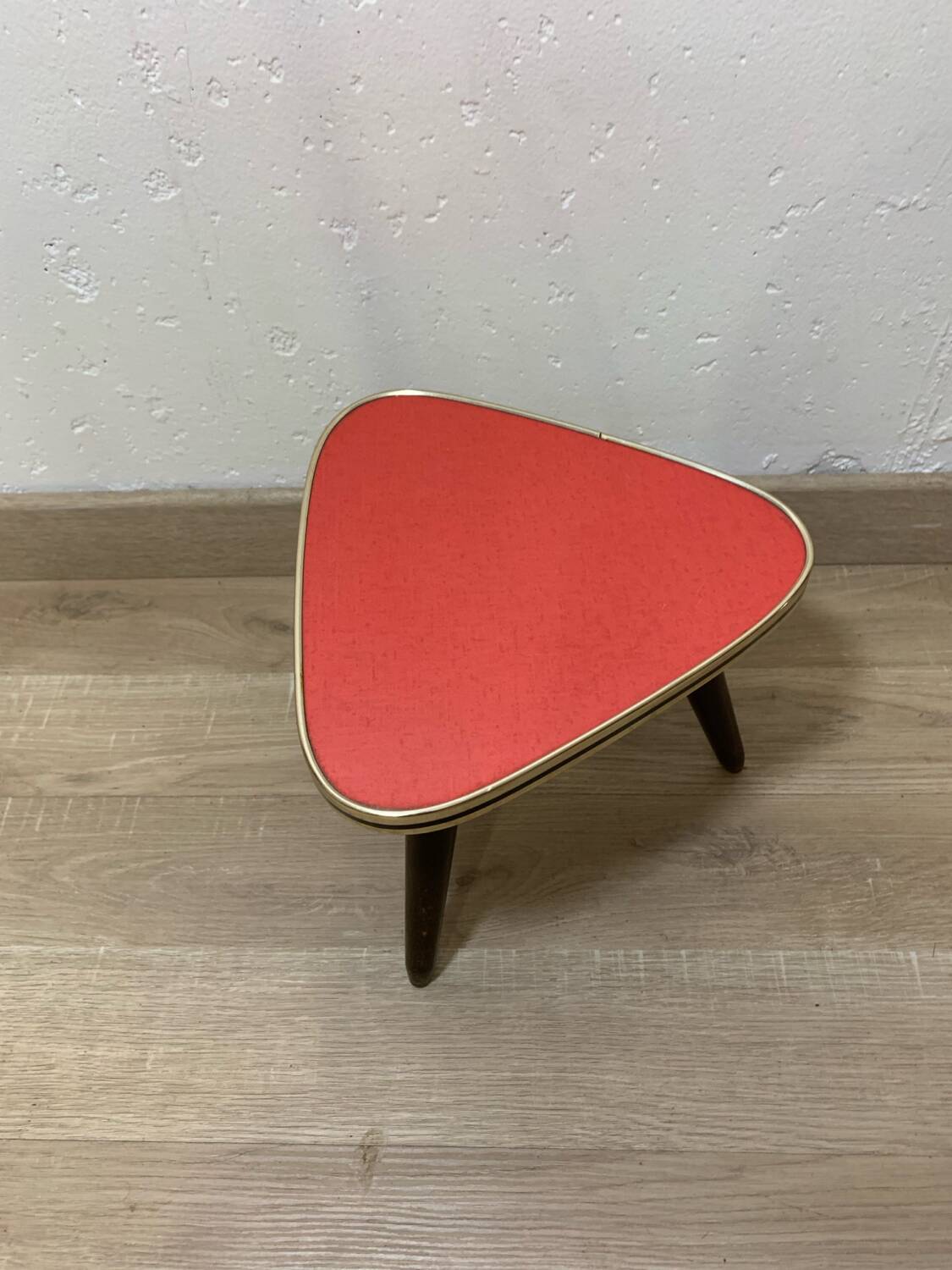 Vintage triangular plant holder