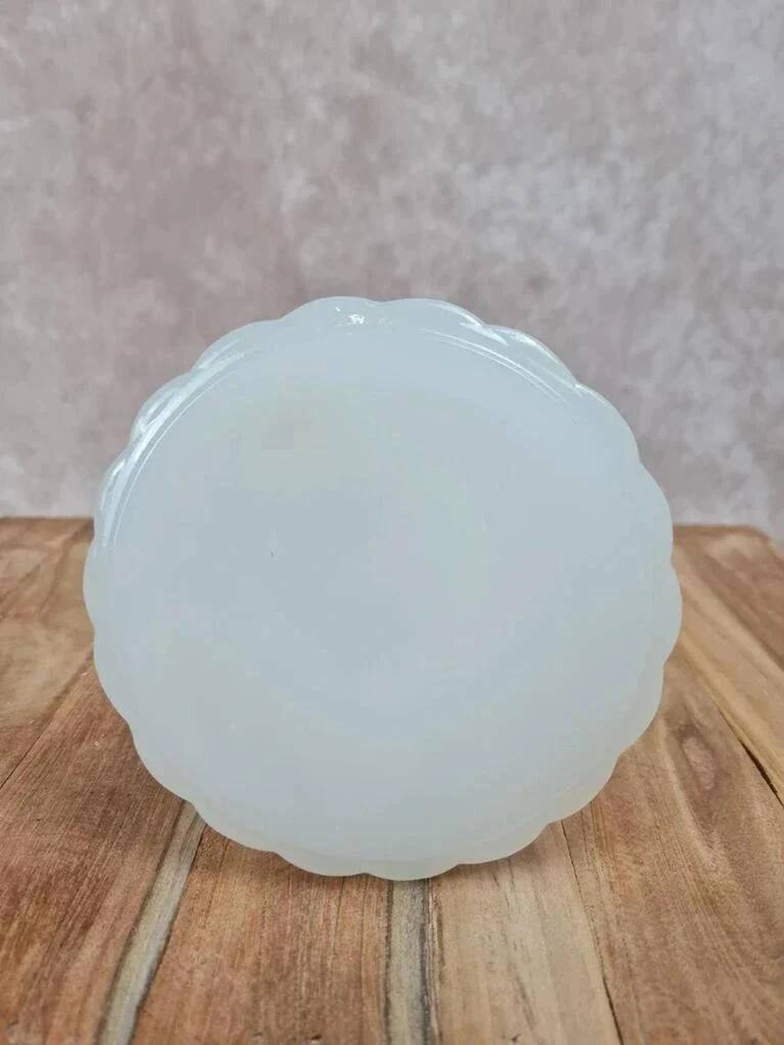Bougeoir en opaline blanche vintage