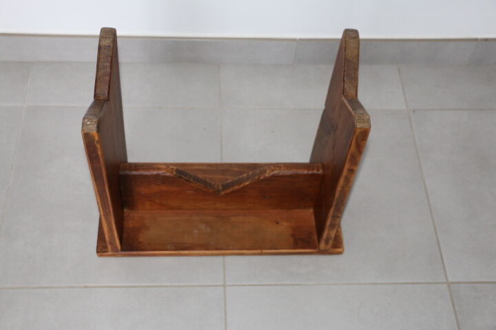 Footrest patinated wood