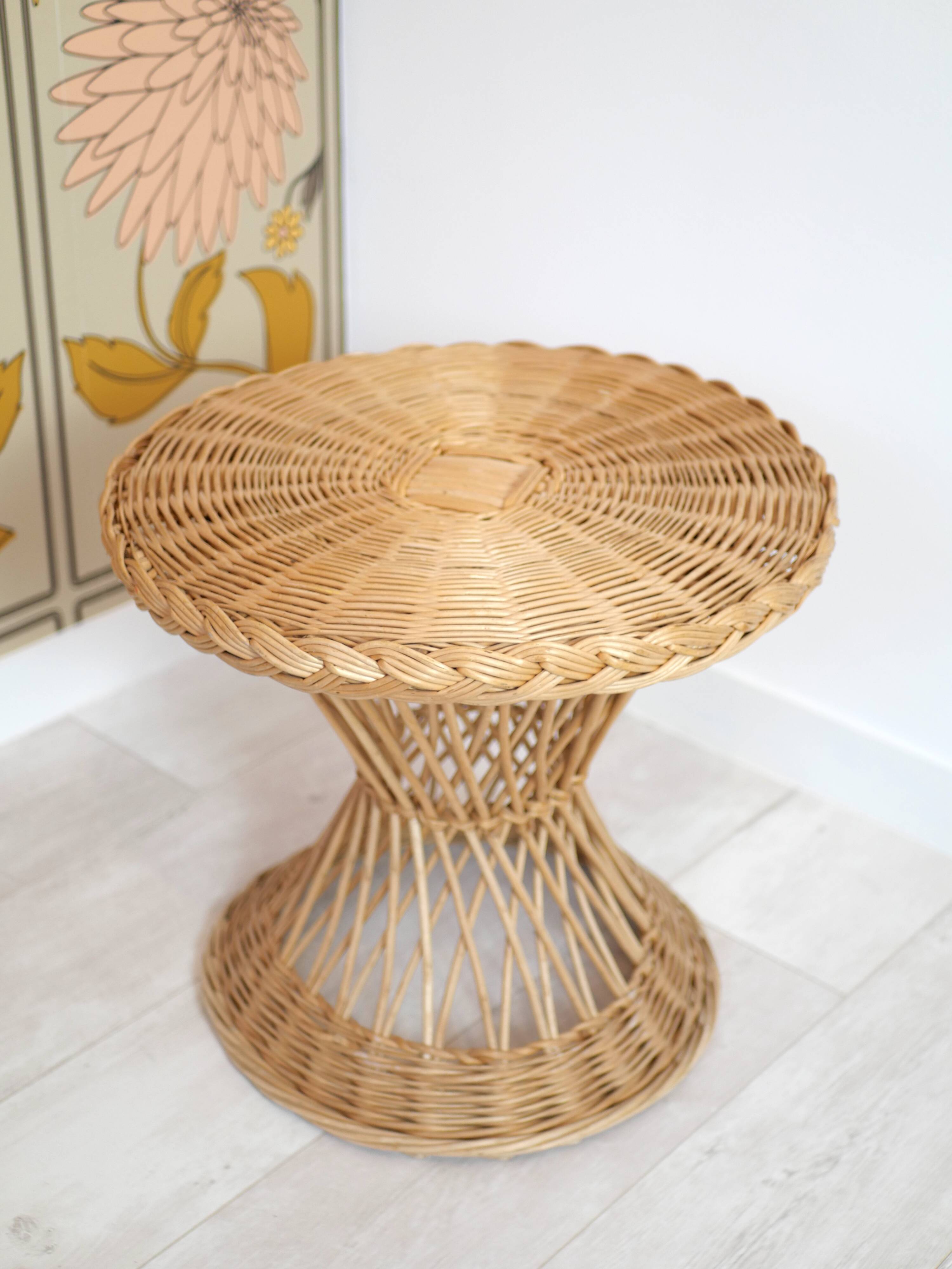 Table d'appoint vintage en osier