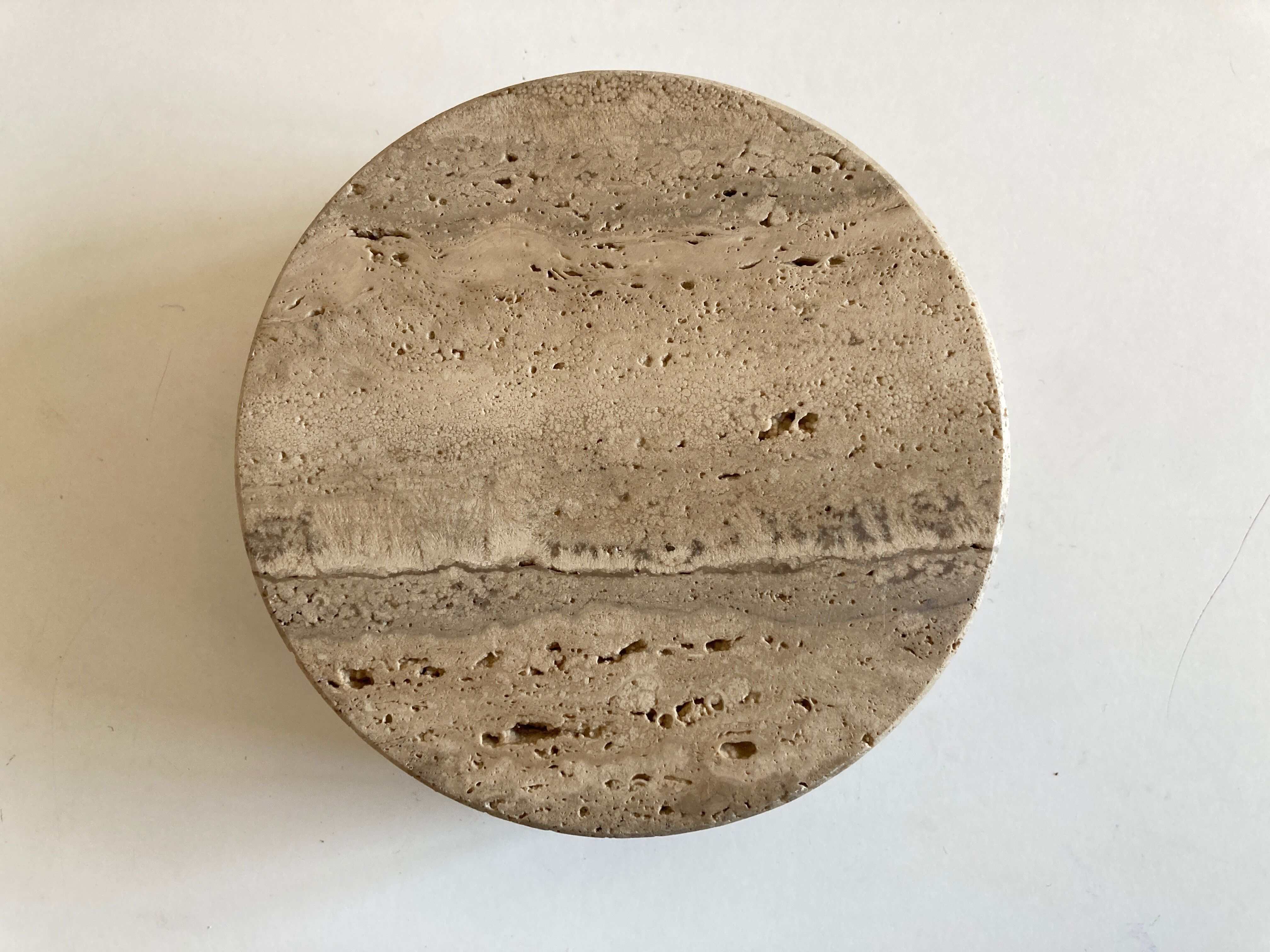 Empty Pocket Fratelli Manelli in travertine 1970