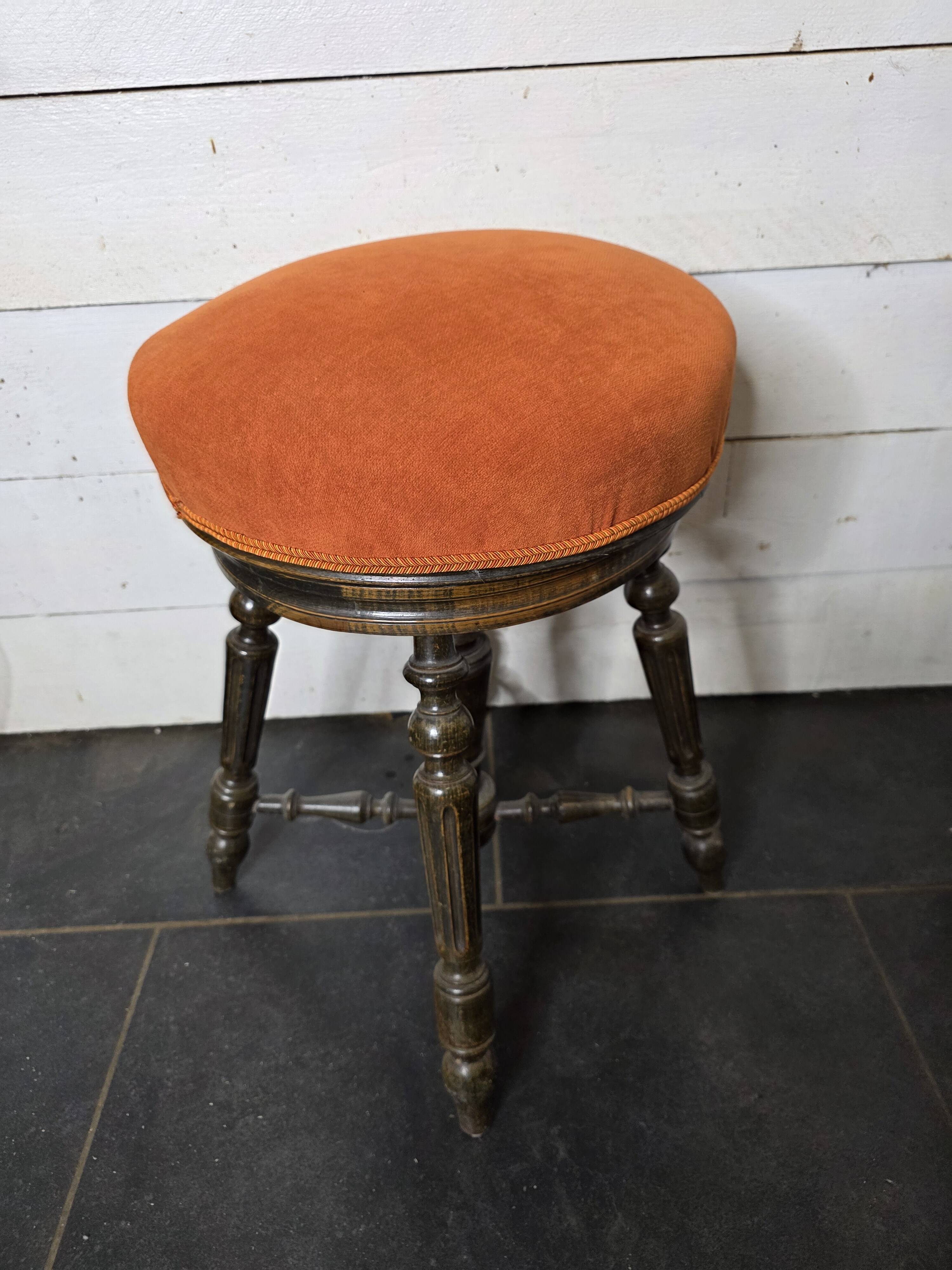 Antique adjustable piano stool