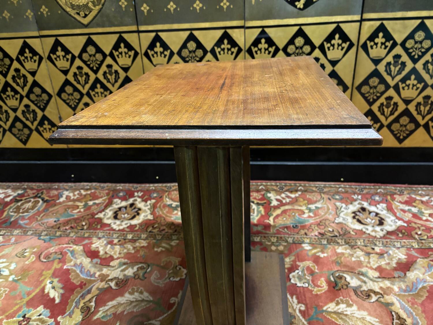 Art deco pedestal table