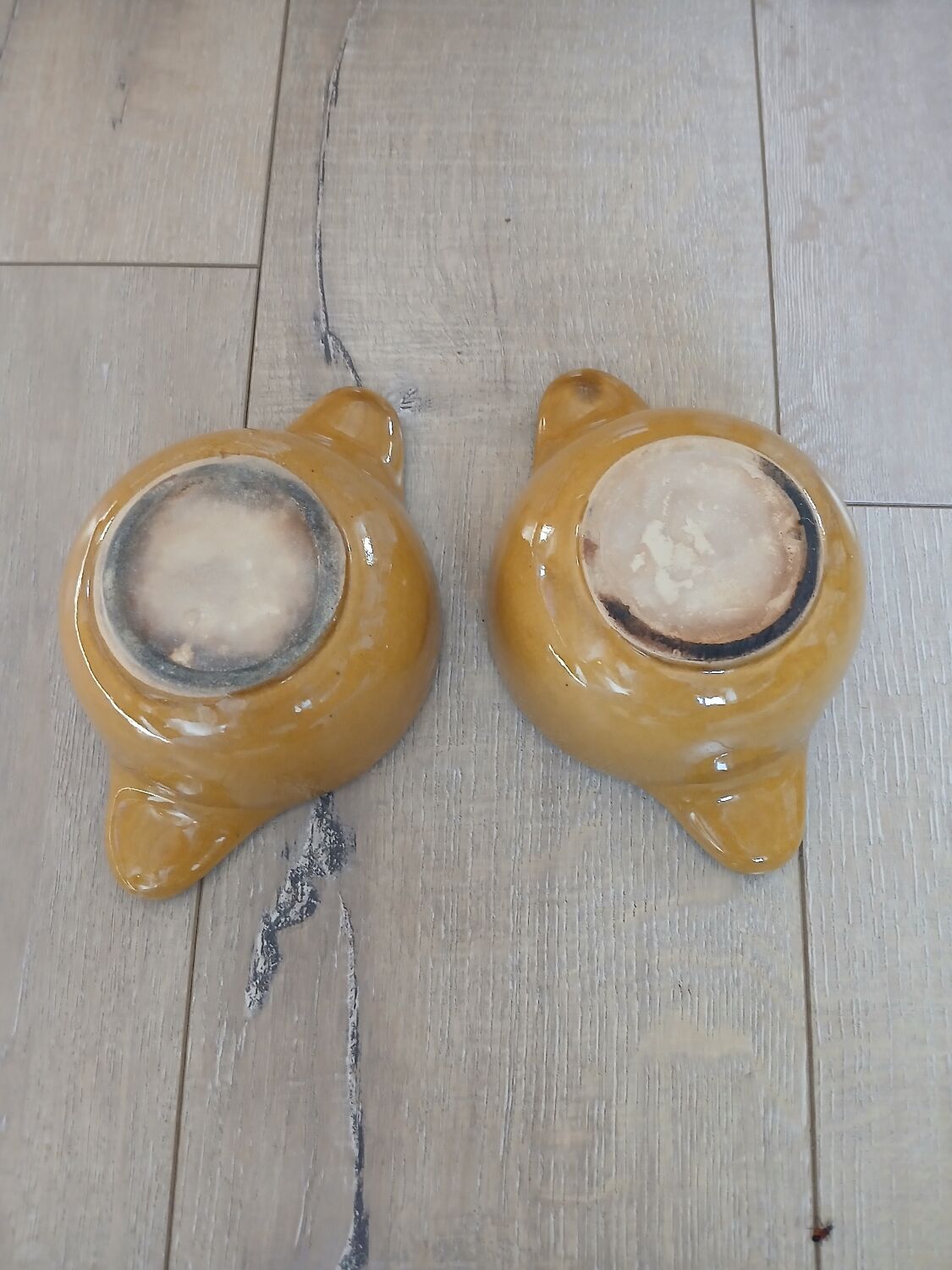 2 antique earthenware bowls