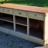 Grocery counter from the 30s