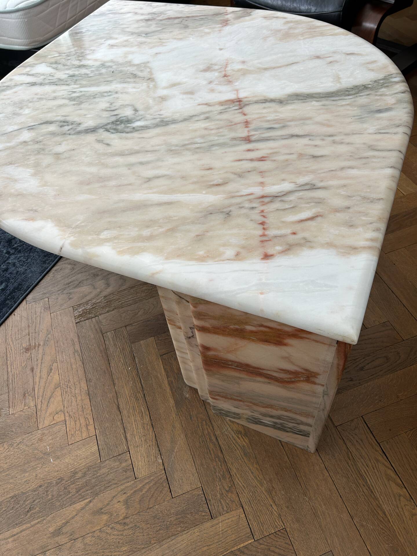 Water droplet marble coffee table design from the 70s.