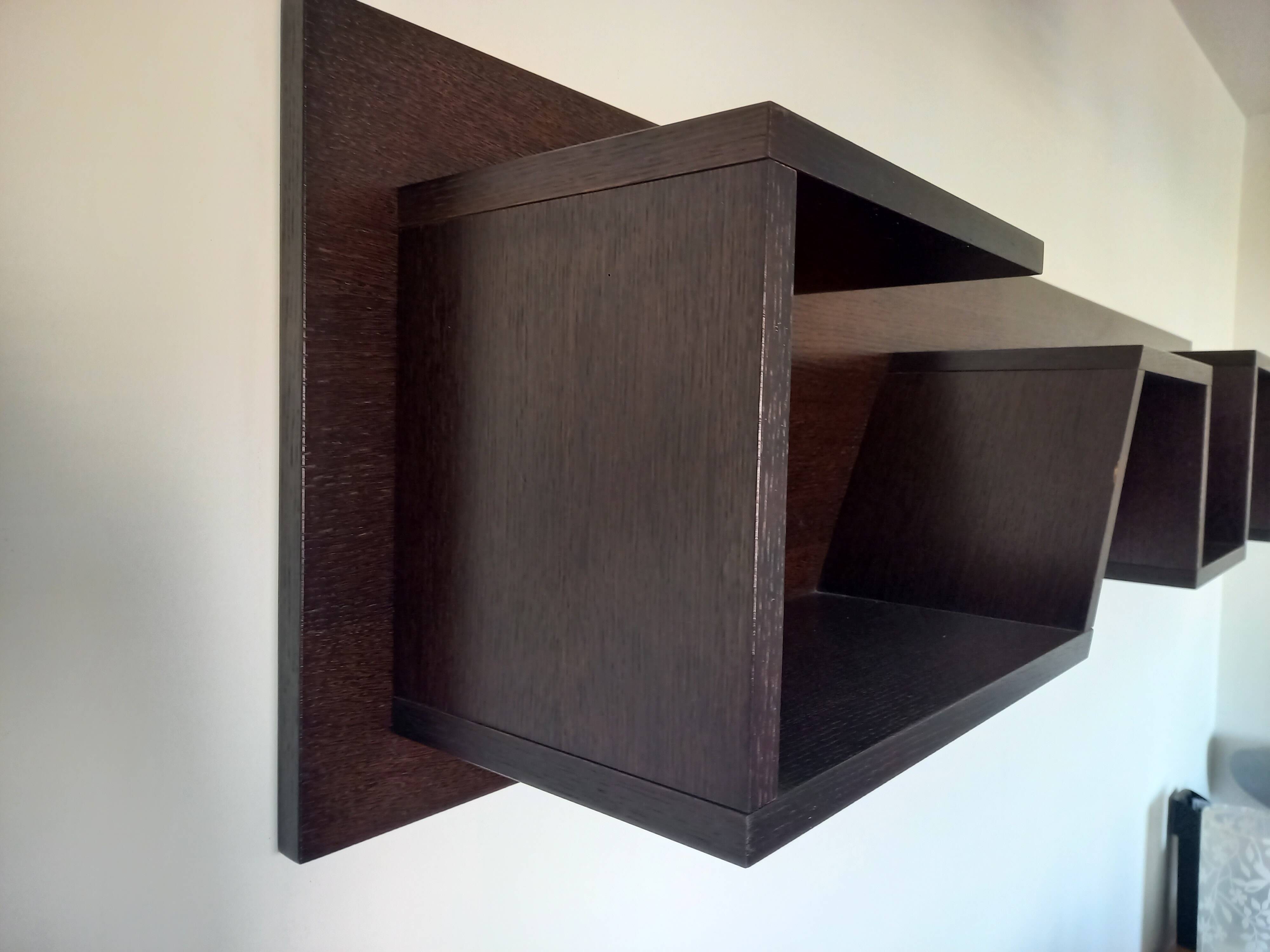 Wall shelf