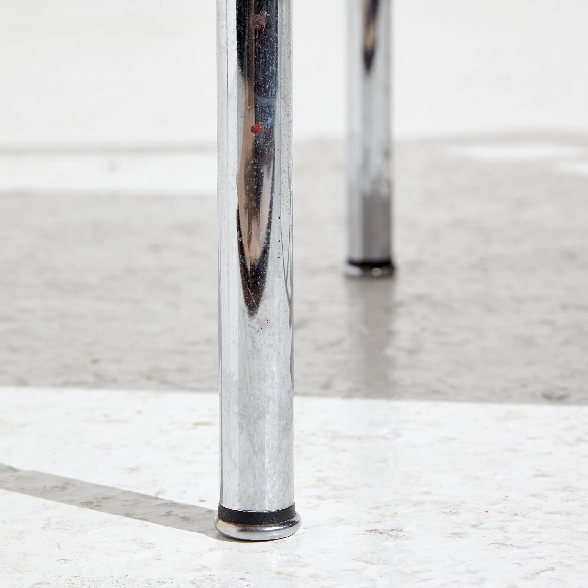 Lc1 leather armchair by le corbusier for cassina