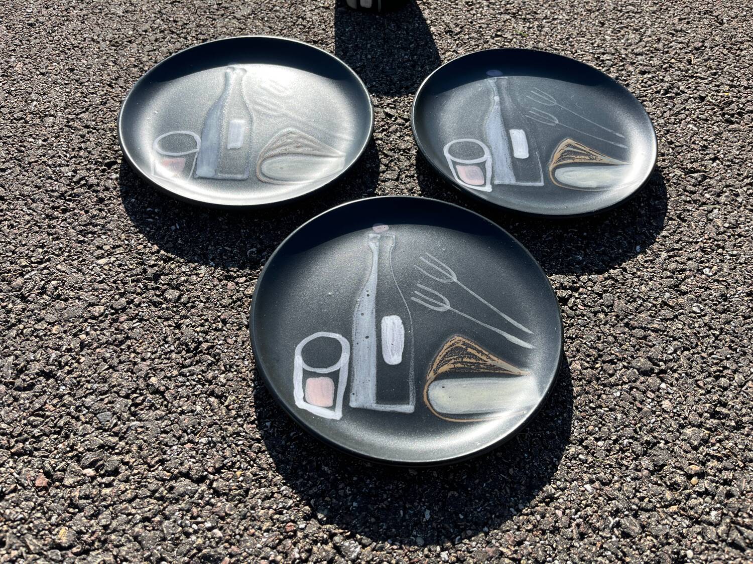 Set of 3 vintage 1960 ceramic plates