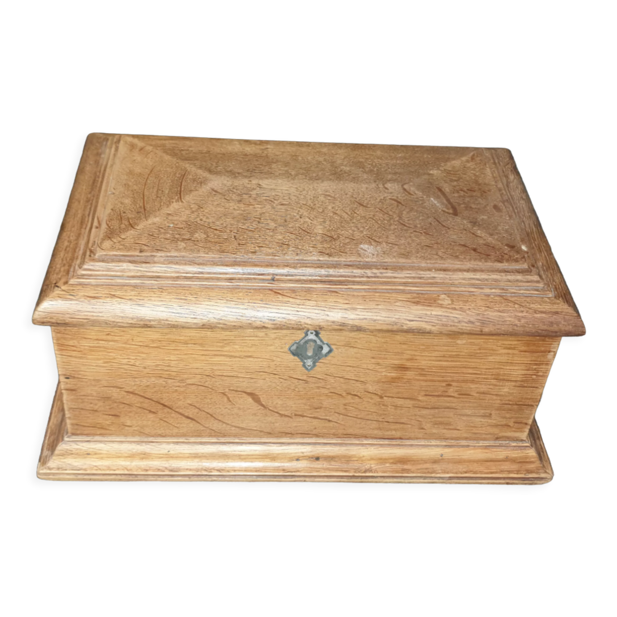 Jewelry box