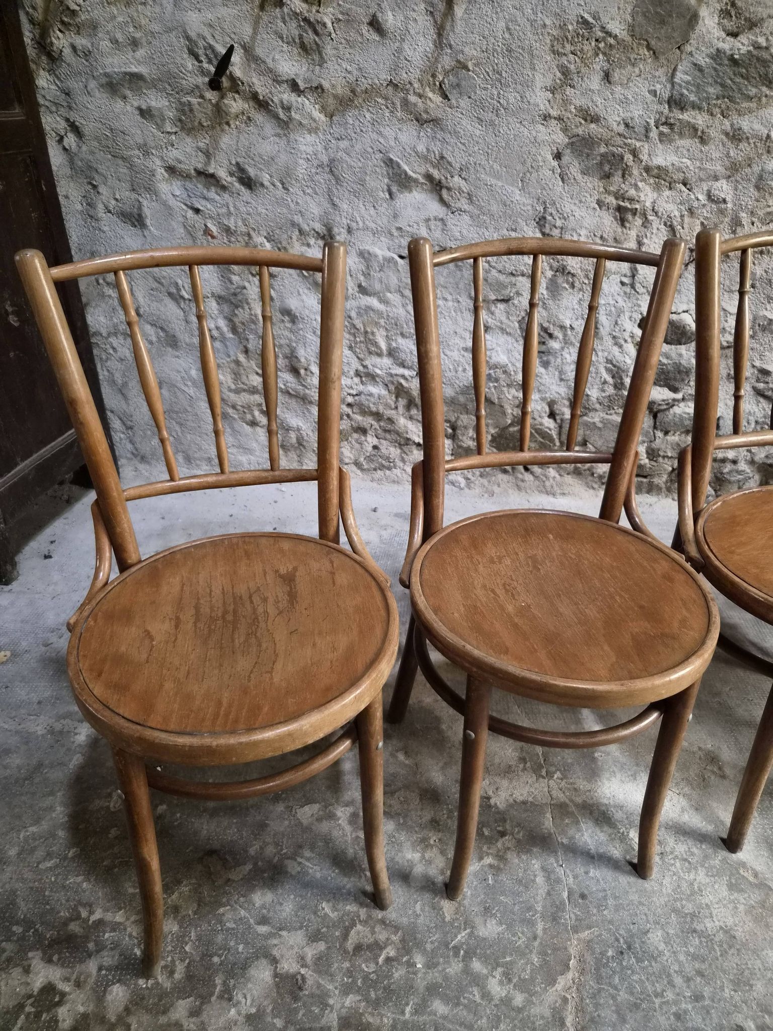 Set of 6 Fischel bentwood bistro chairs, Czechoslovakia, circa 1930–1950.