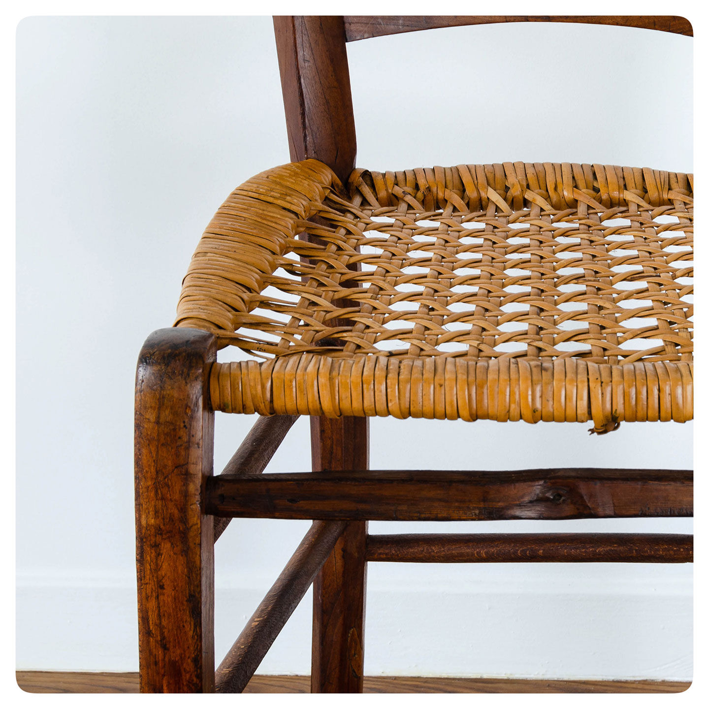 4 old flying chairs with natural canning seat