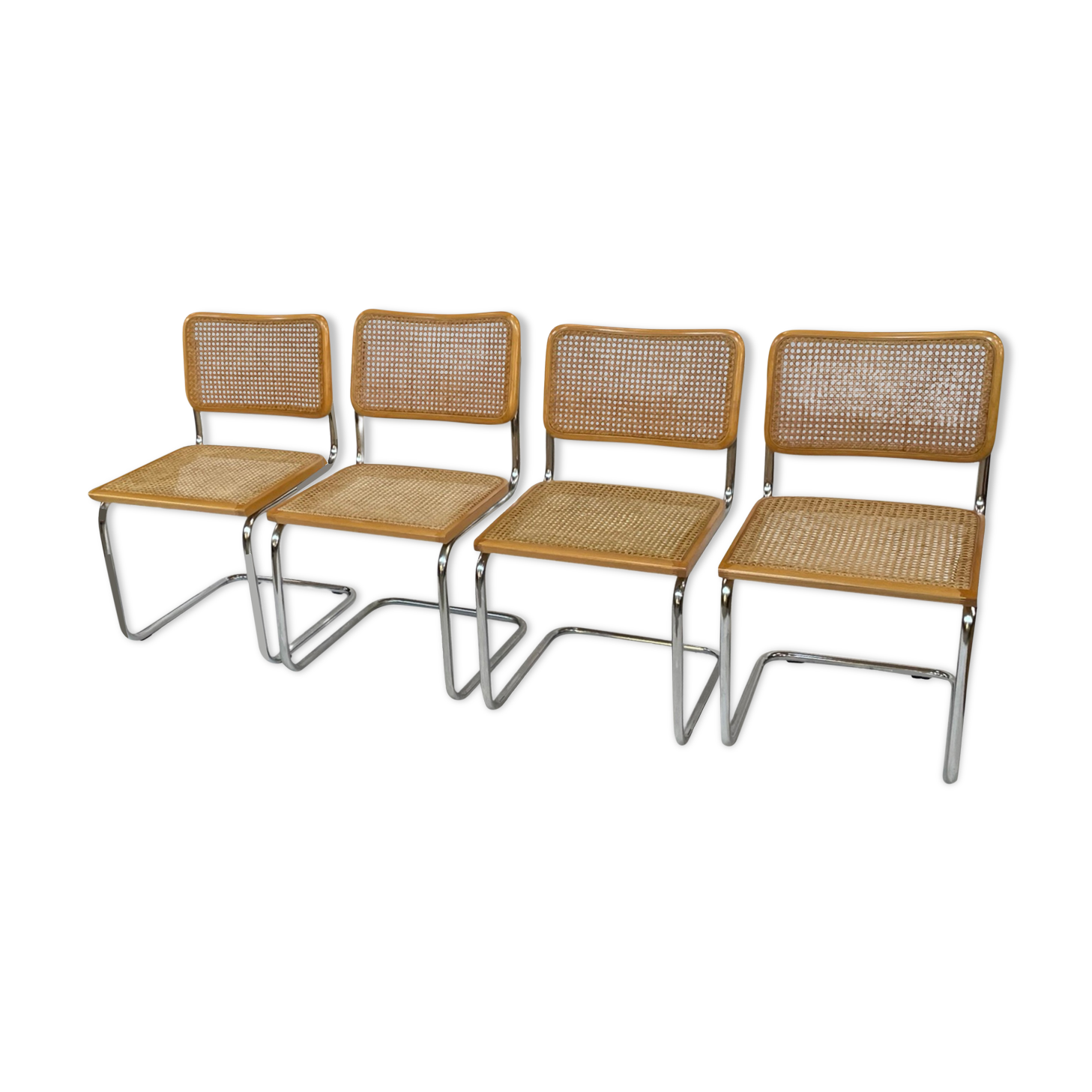 Lot de  4 chaises modèle Cesca B32
