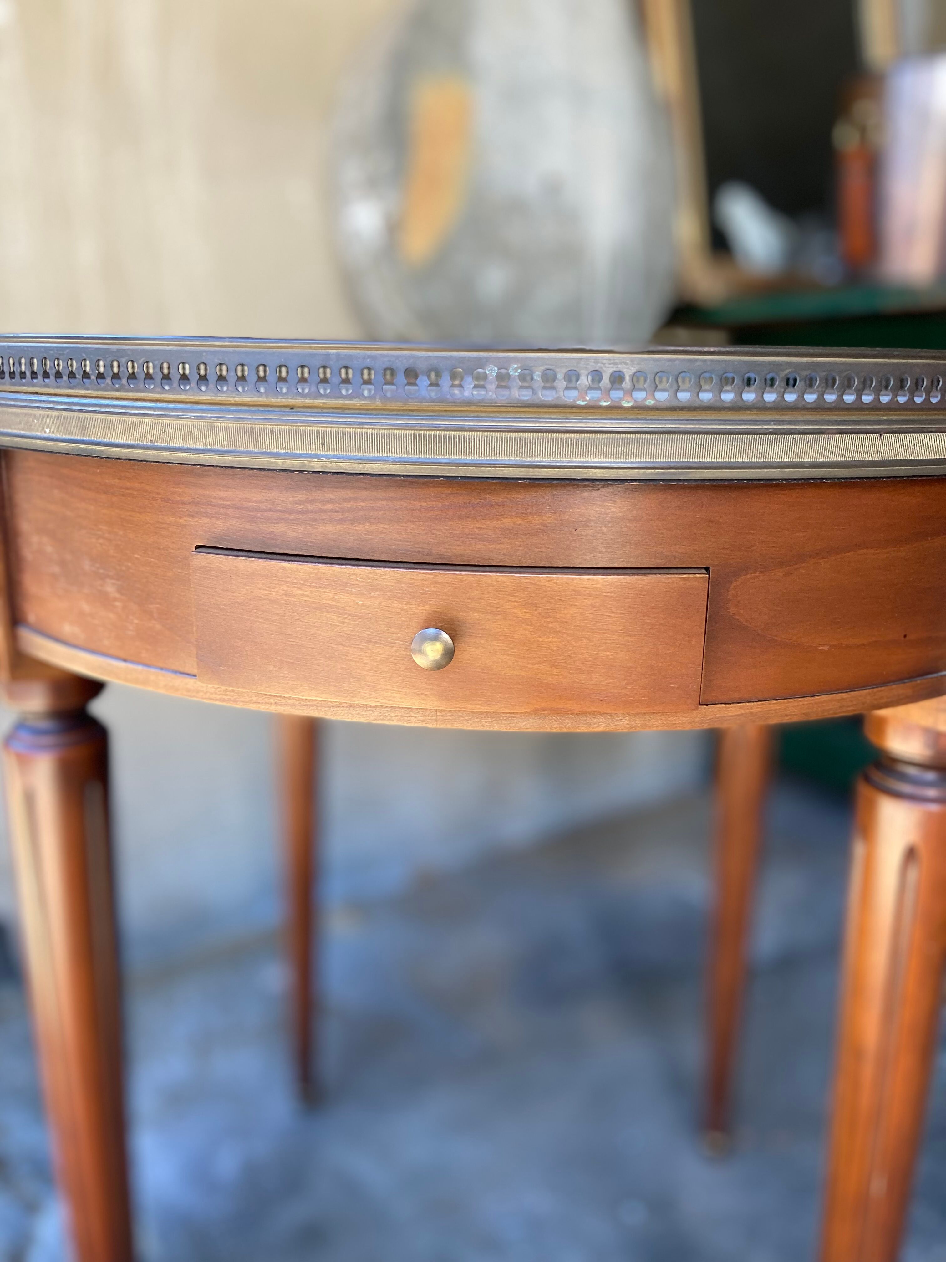 White marble hot water bottle table
