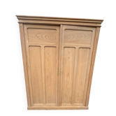 Grande armoire ancienne en bois brut 