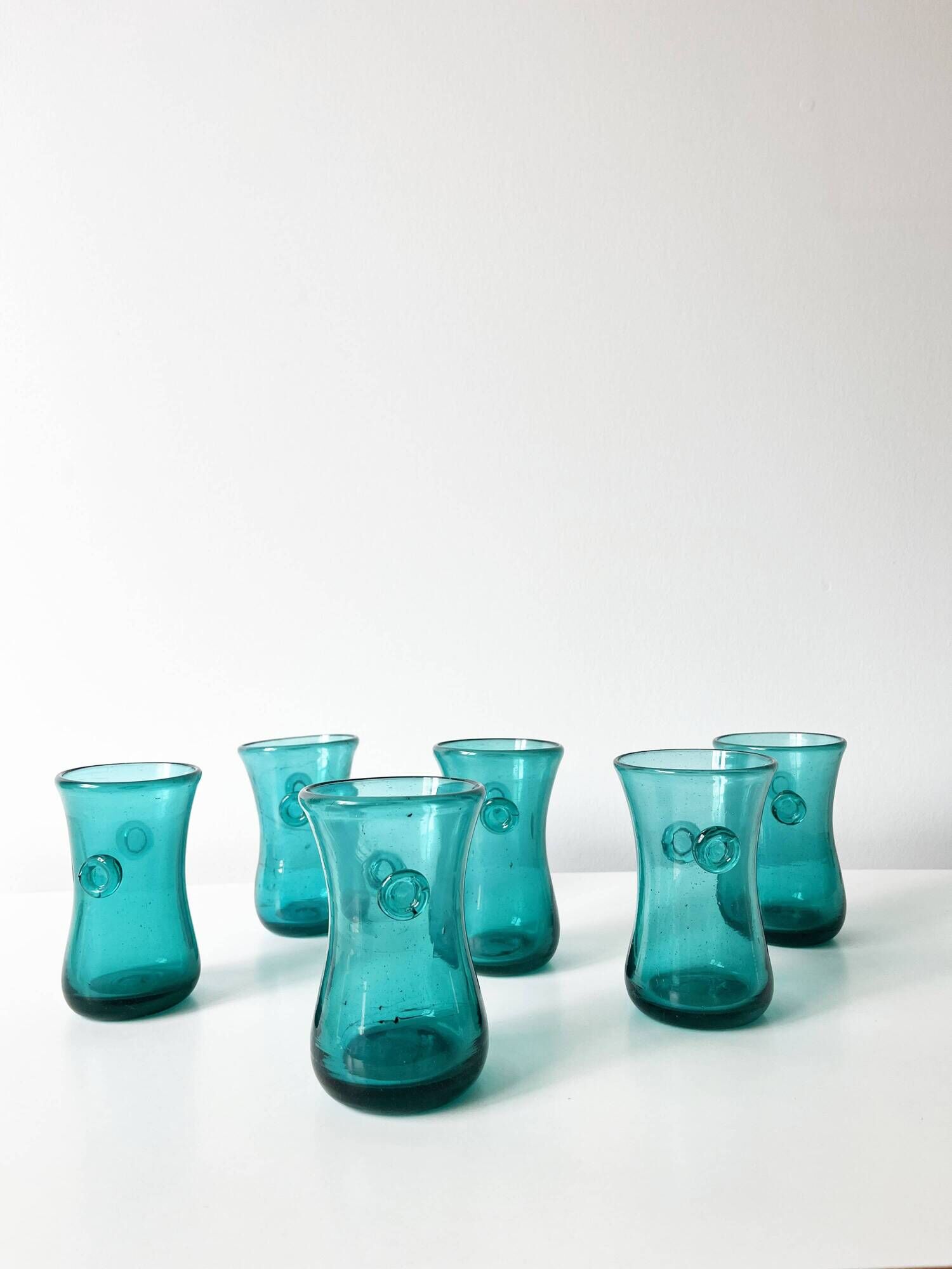 Set of bubble glass water glasses from the 1960s.