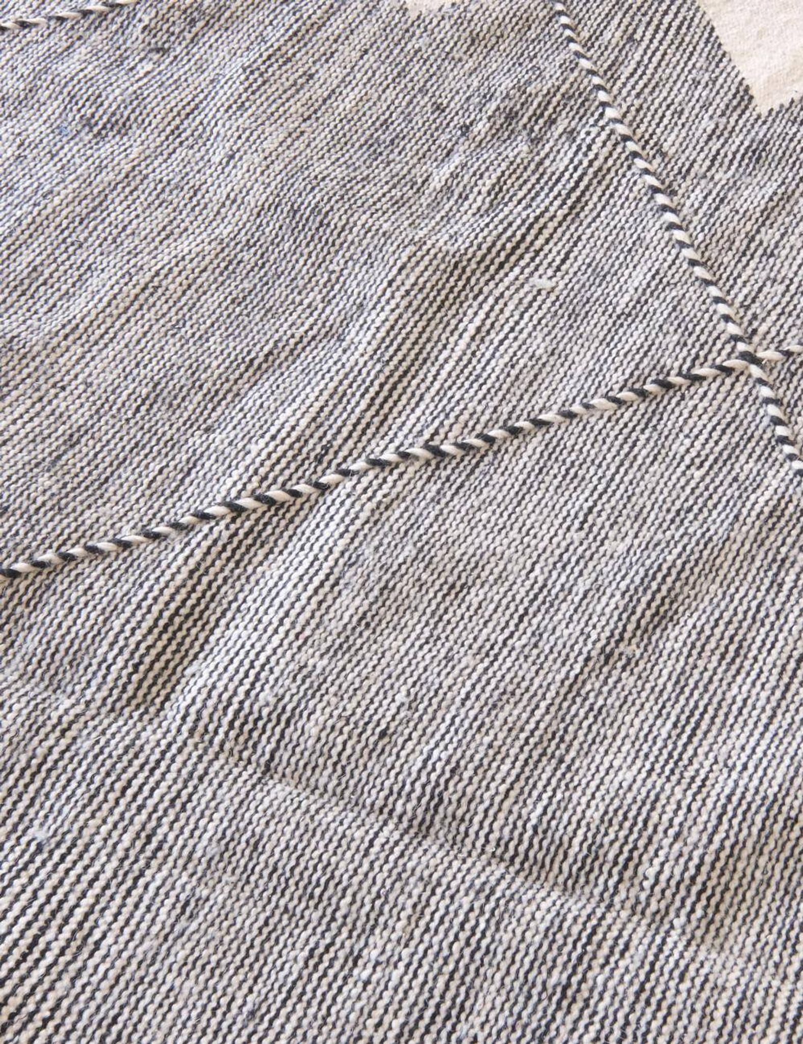 Kilim Zanafi rug - 320 x 214 cm