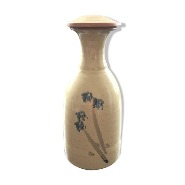 Carafe en grès décor floral