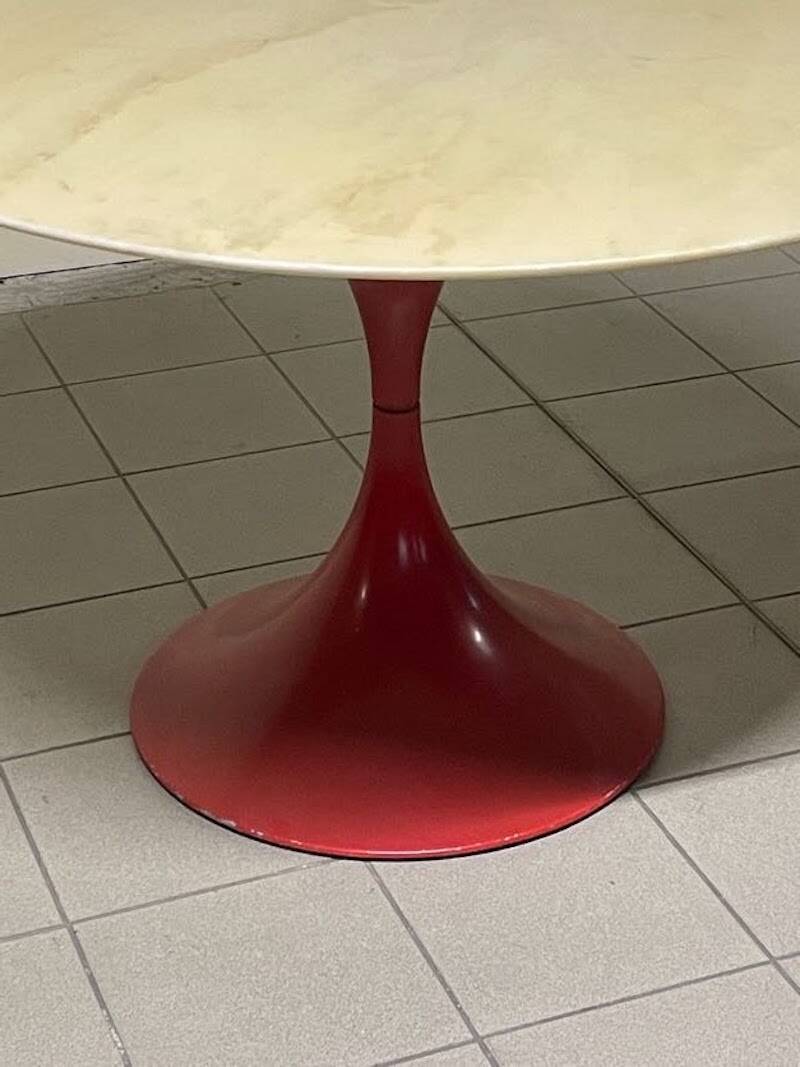 Table à manger en forme de sablier avec base en métal et plateau en marbre, 1960-70