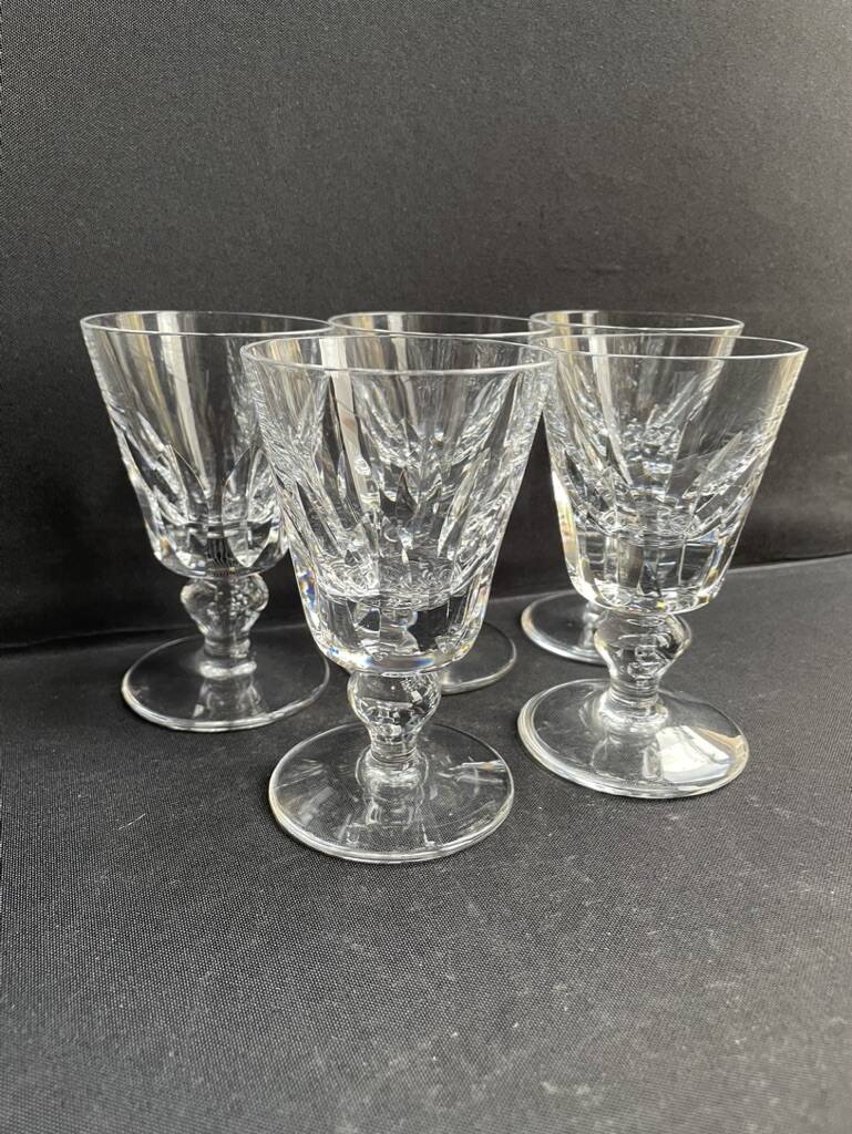 2899 – 5 Saint Louis wine glasses Jersey service In strong cut crystal
