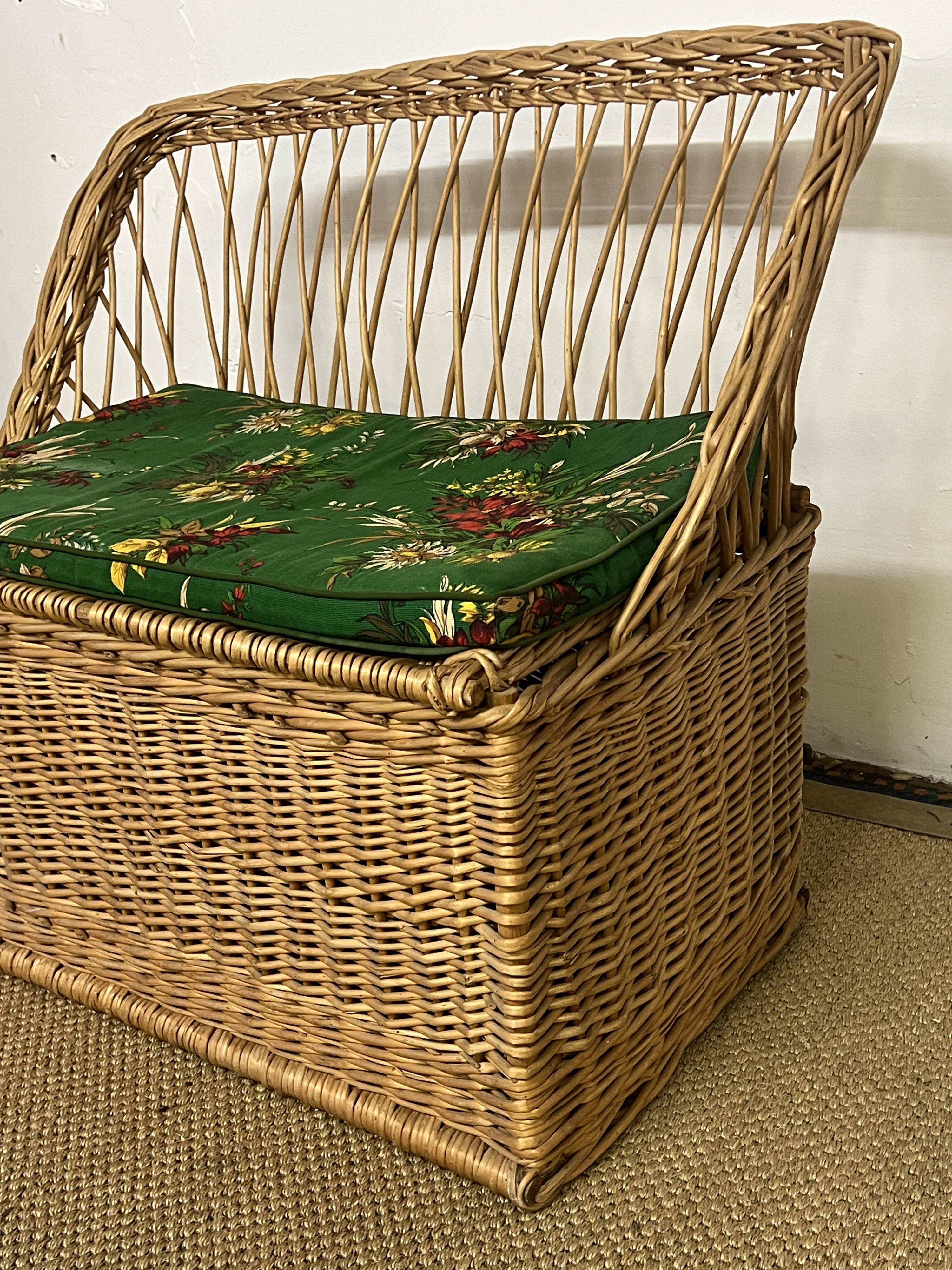 Banquette coffre en rotin vintage