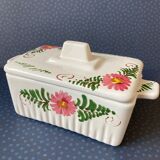 Beurrier en porcelaine fleuri