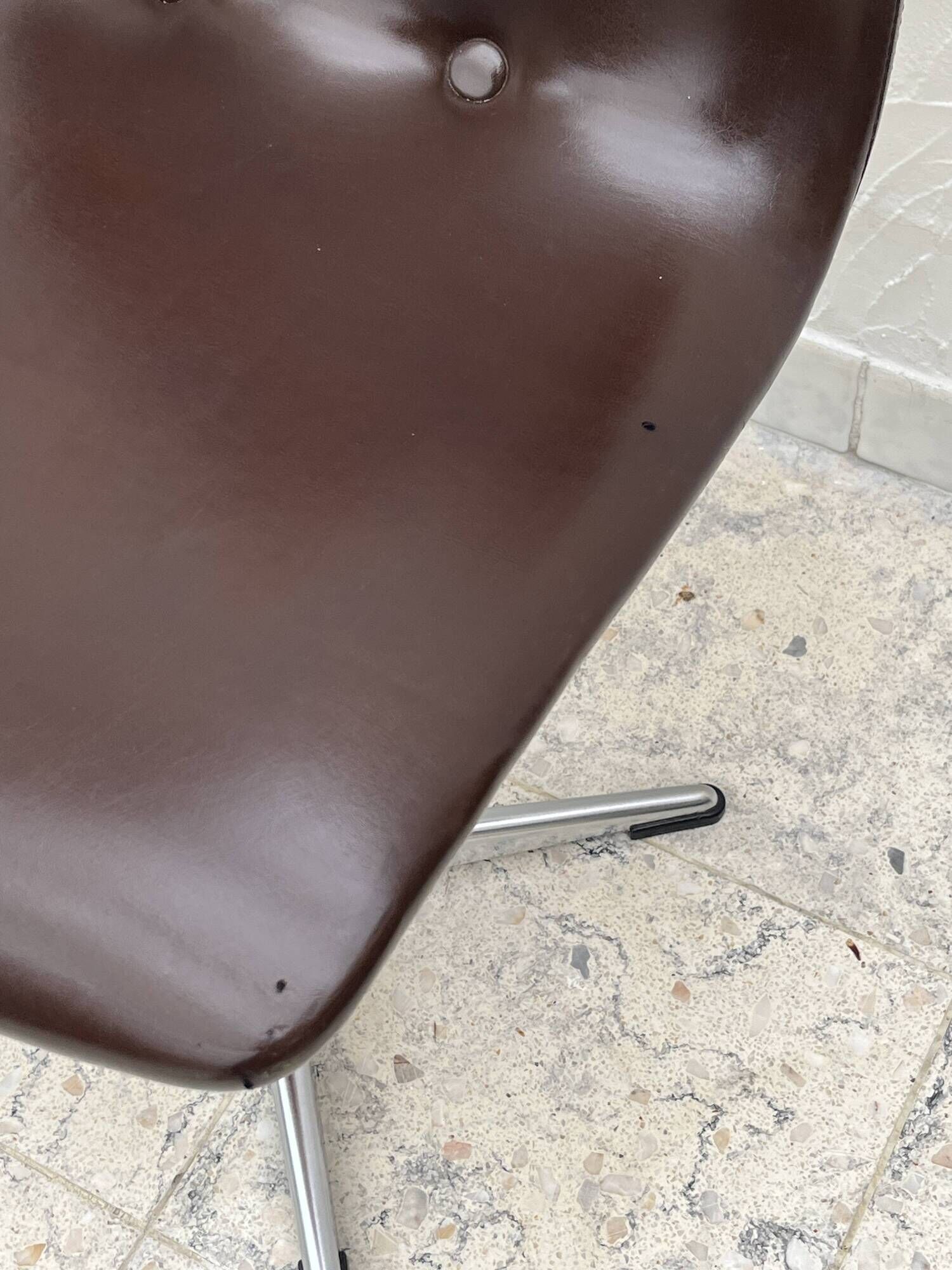 Space Age Swivel Chair Chocolate Brown Skai
