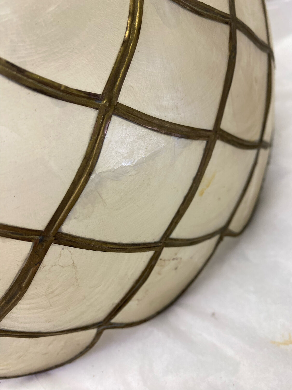 Old mother-of-pearl and brass suspension