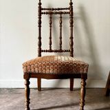 Chaise en bois tourné et velours ocre