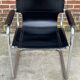 Ensemble de 4 chaises cantilever design noir et chrome fabriquées en Italie