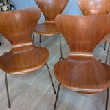 8 Arne Jacobsen Series 7 chairs