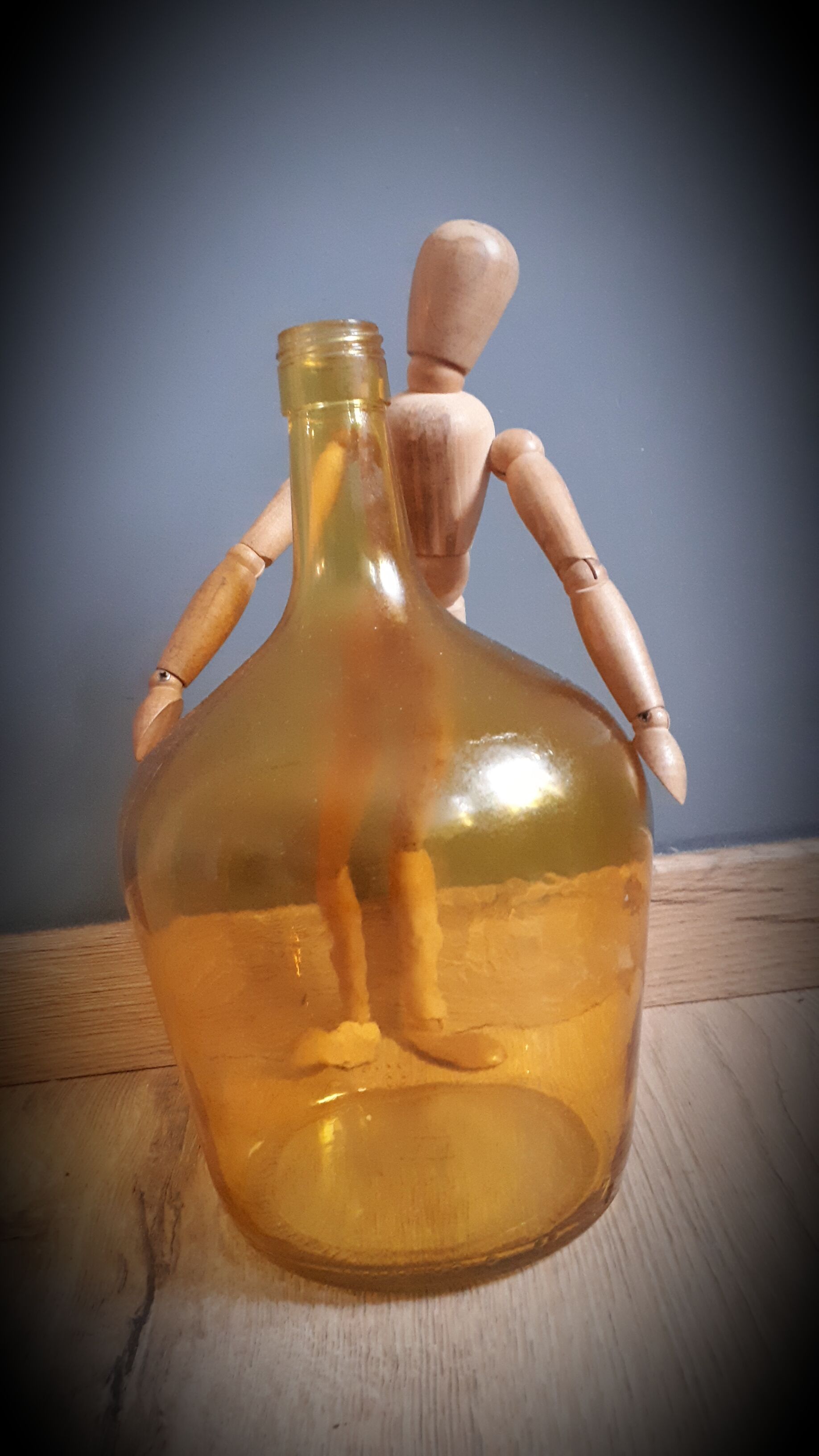 Demijohn 2L yellow