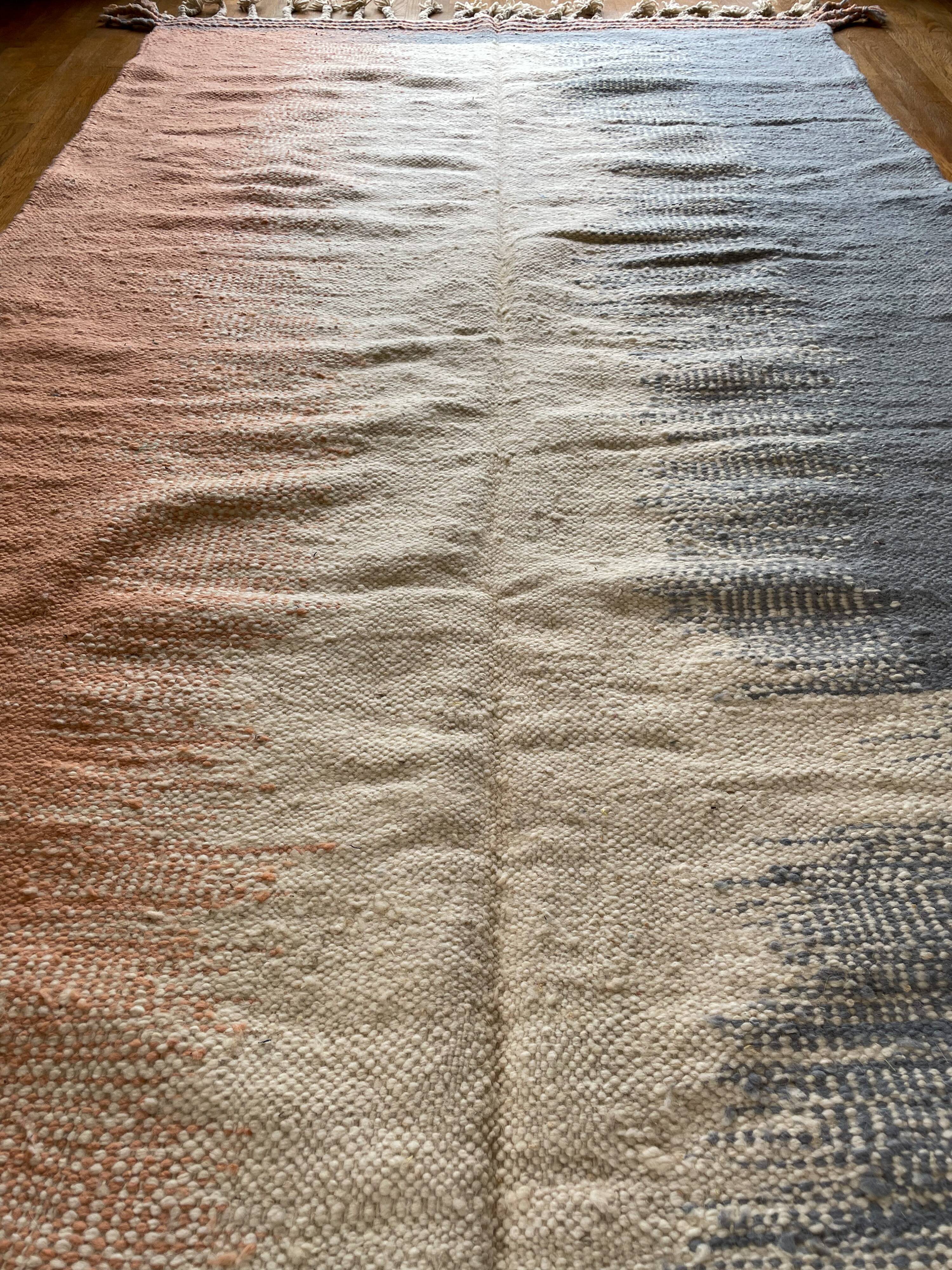 Berber carpet kilim zanafi colorful graphic pink salmon light gray