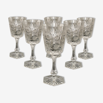 6 St. Louis engraved crystal glasses