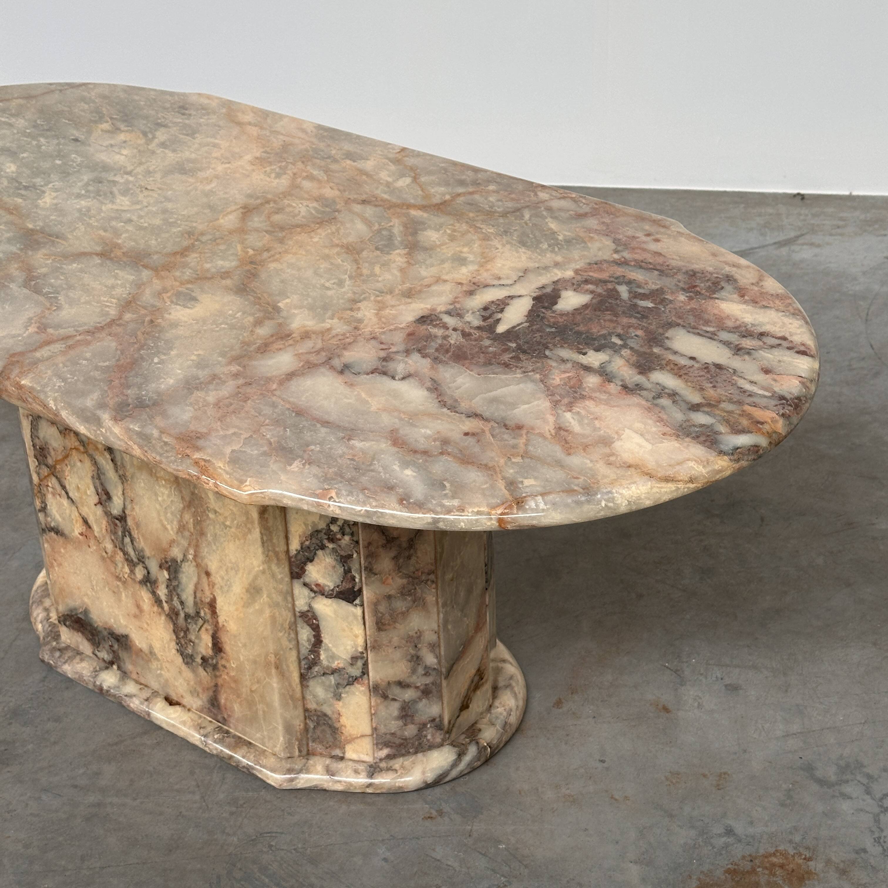 Classic Marble Coffee Table Fior di Pesco, Italy, 1970s