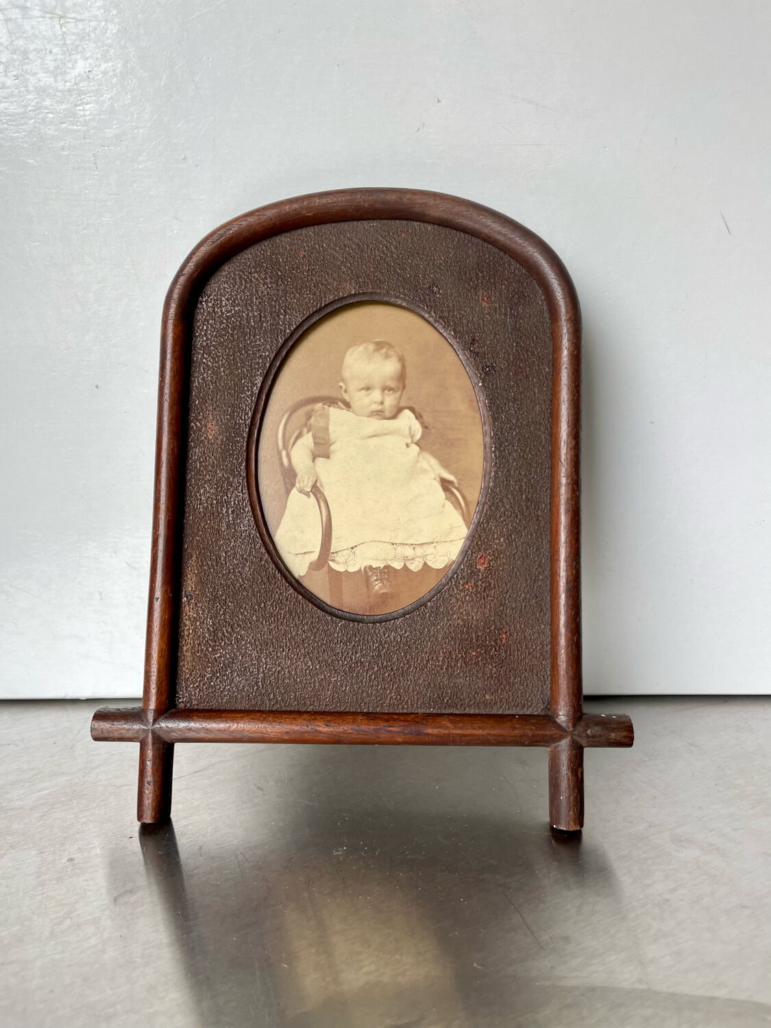 Antique Frame carved wood measurements 22 cm x 18 cm