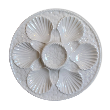 Plate of oysters in Longchamp majolica