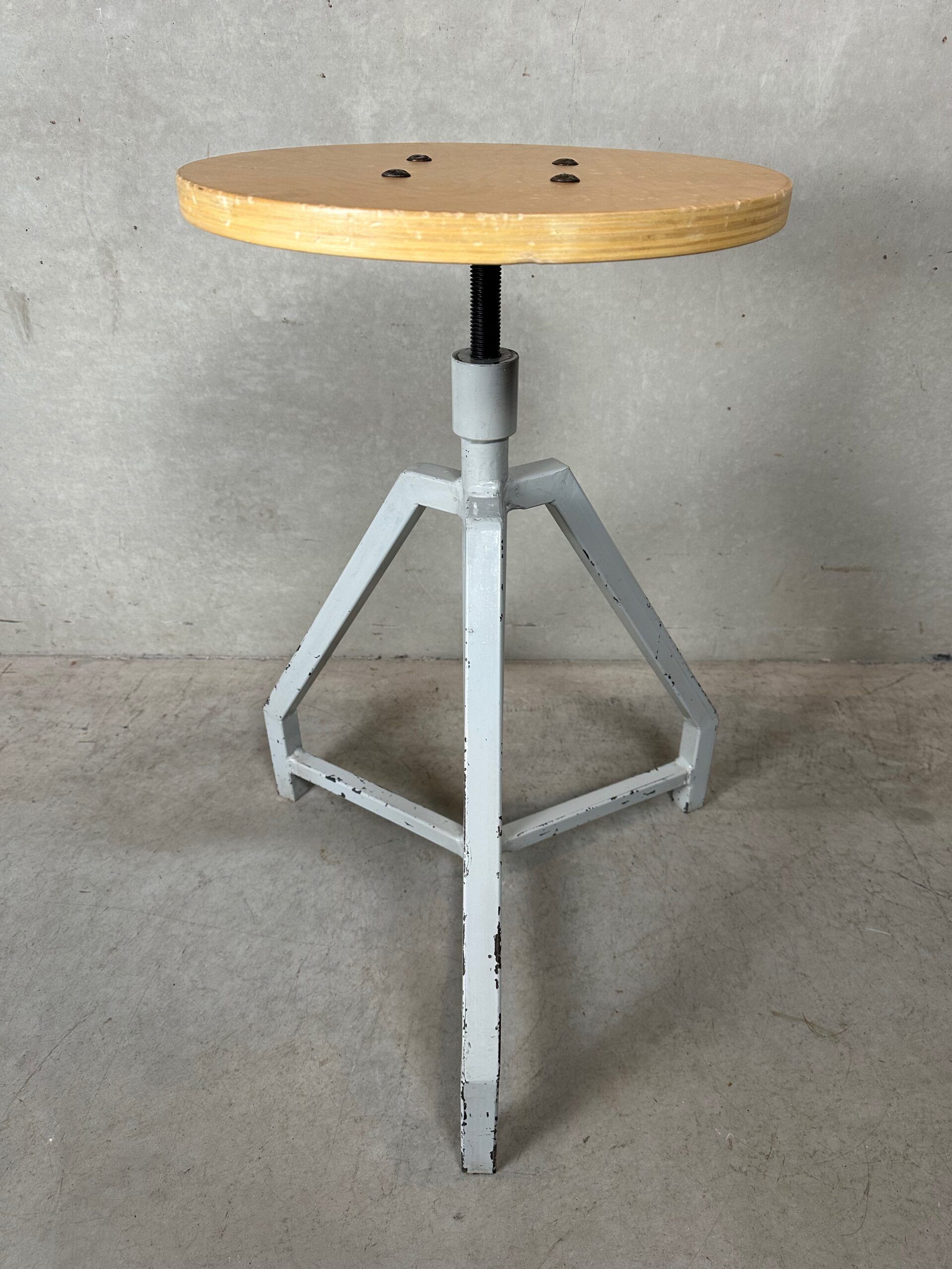 Tabouret industriel vintage