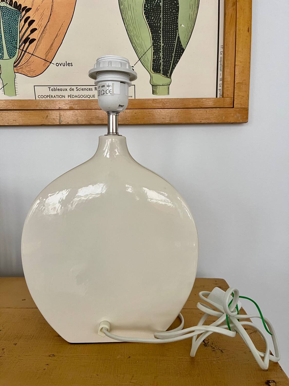 White contemporary ceramic lamp base