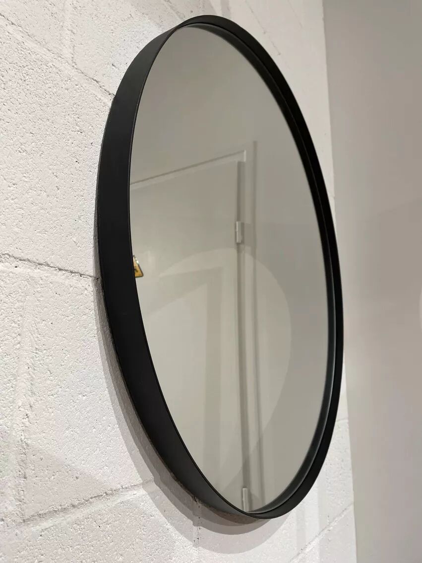 Round mirror 75cm diameter black outline