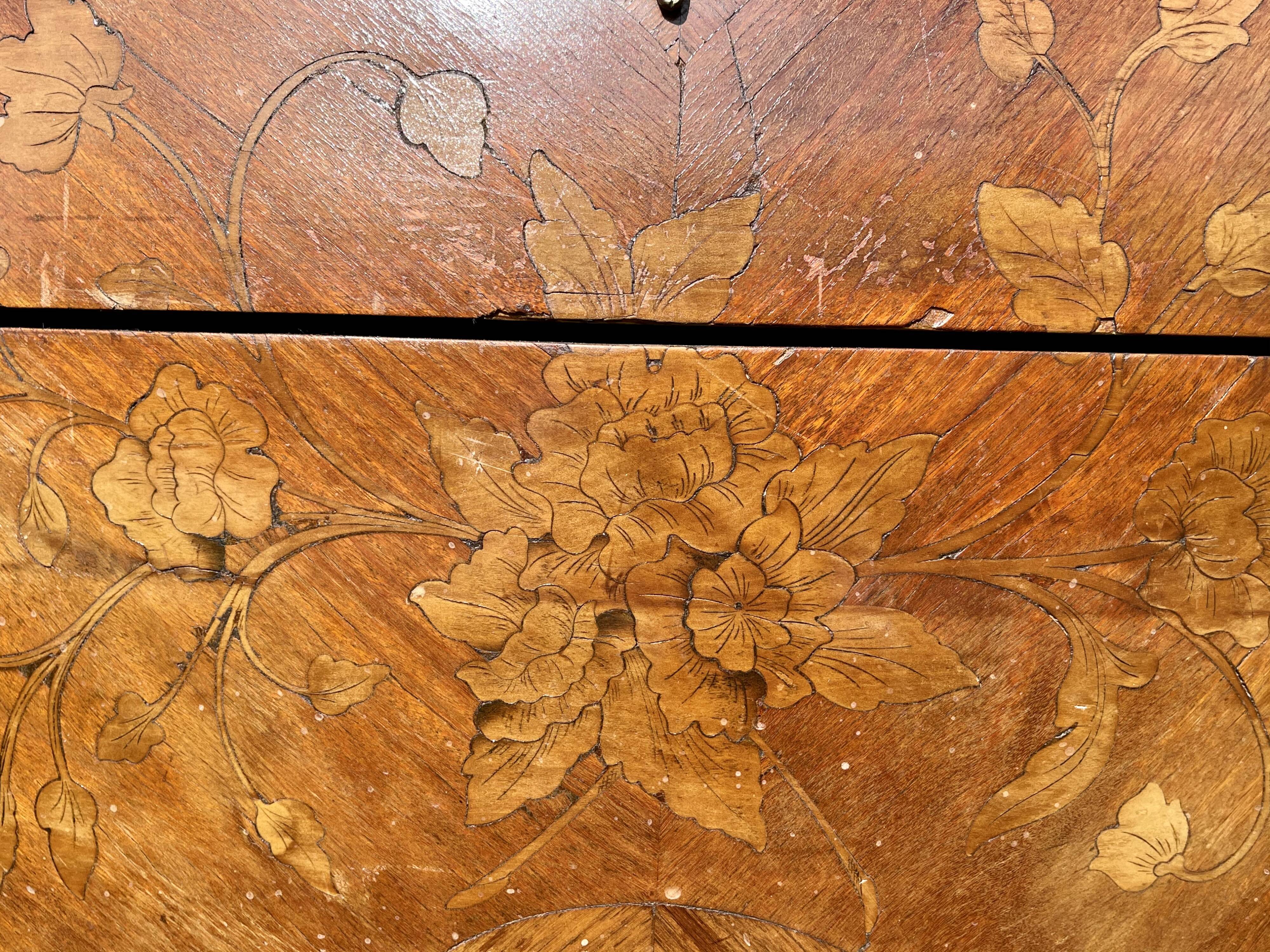 Chest of drawers marquetry & bronze style Louis XV