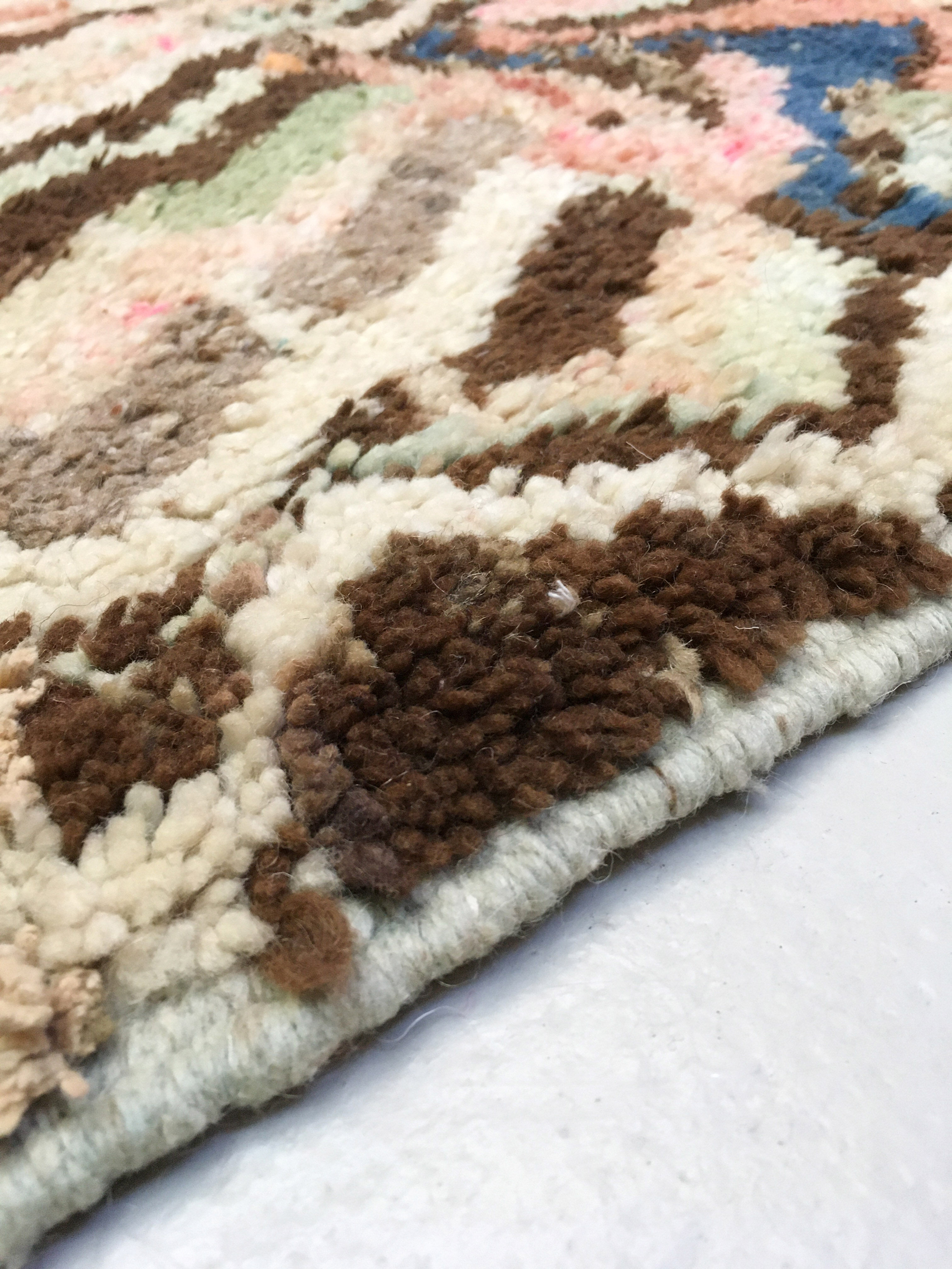 Moroccan Berber rug Boujaad ecru with colorful patterns 267x162cm