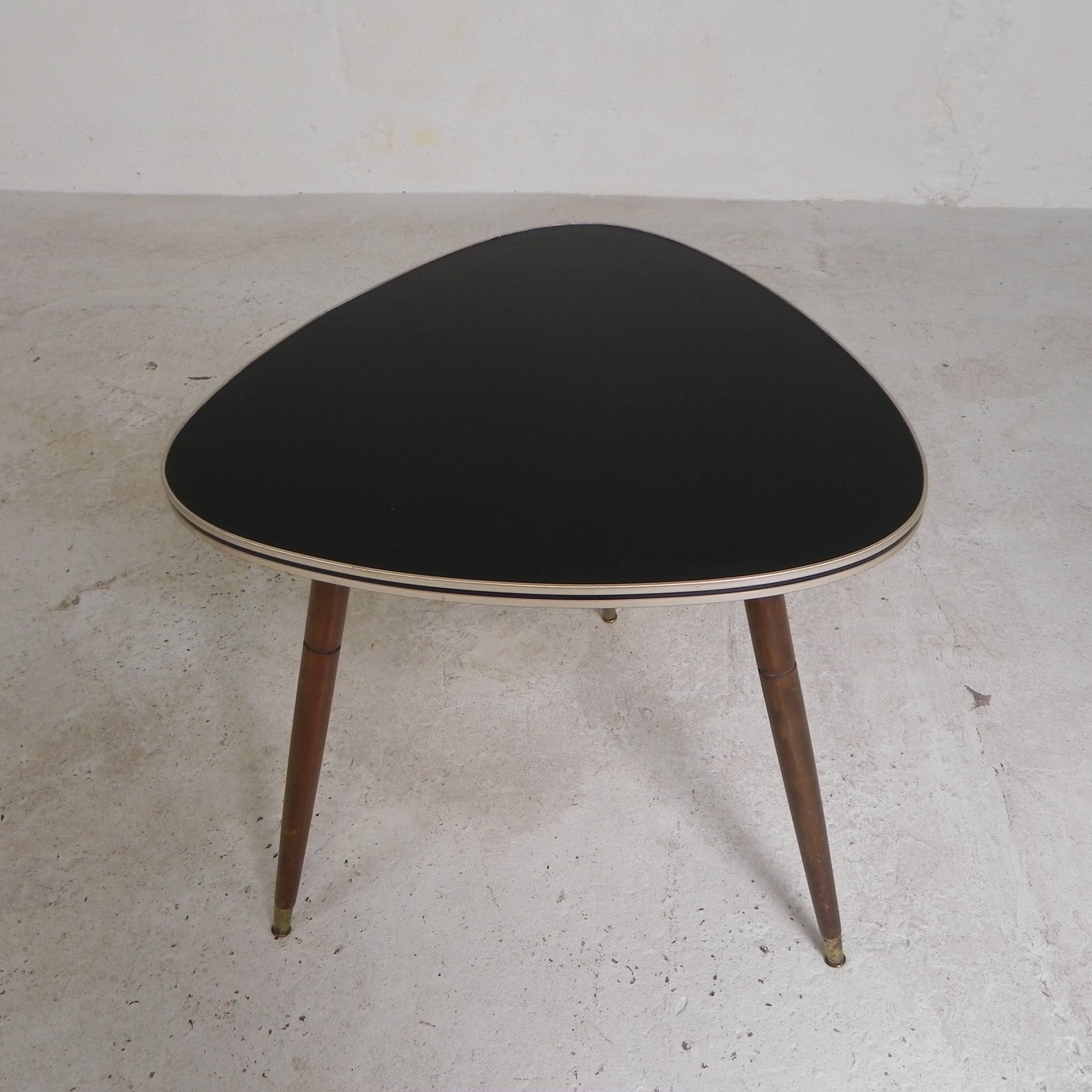 Triangular vintage side table, coffee table, tripod