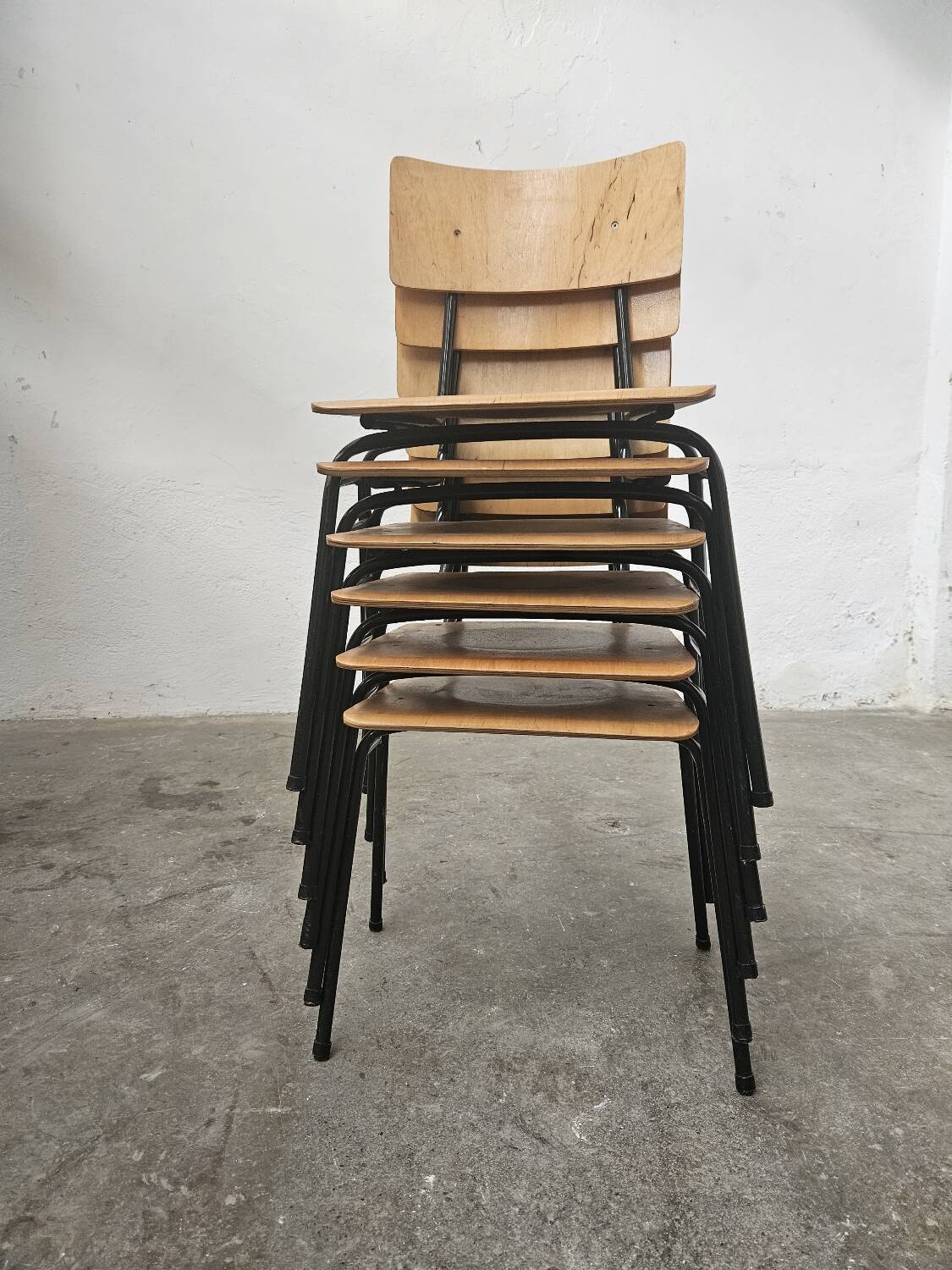 Lot of 6 bistro chairs from the 1980s