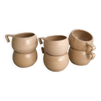 6 stoneware cups