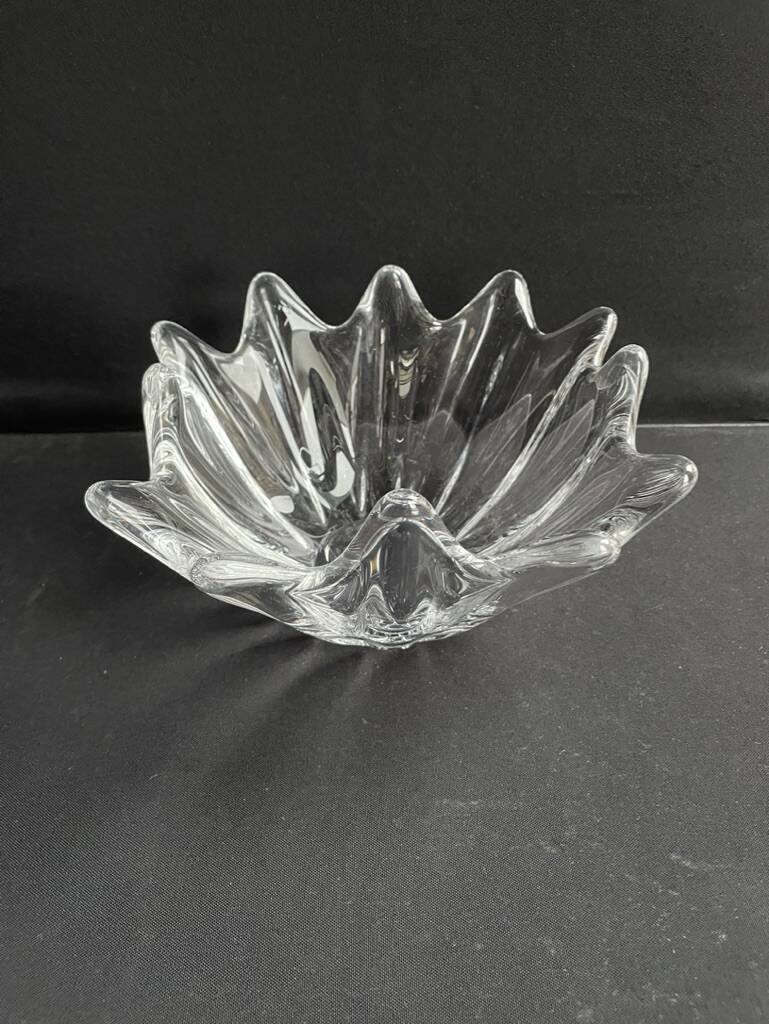 Quadrangular fruit bowl Daum France model Orion