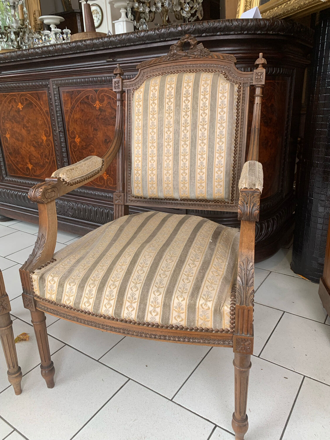 Paire fauteuil, style Louis XVI circa 1900