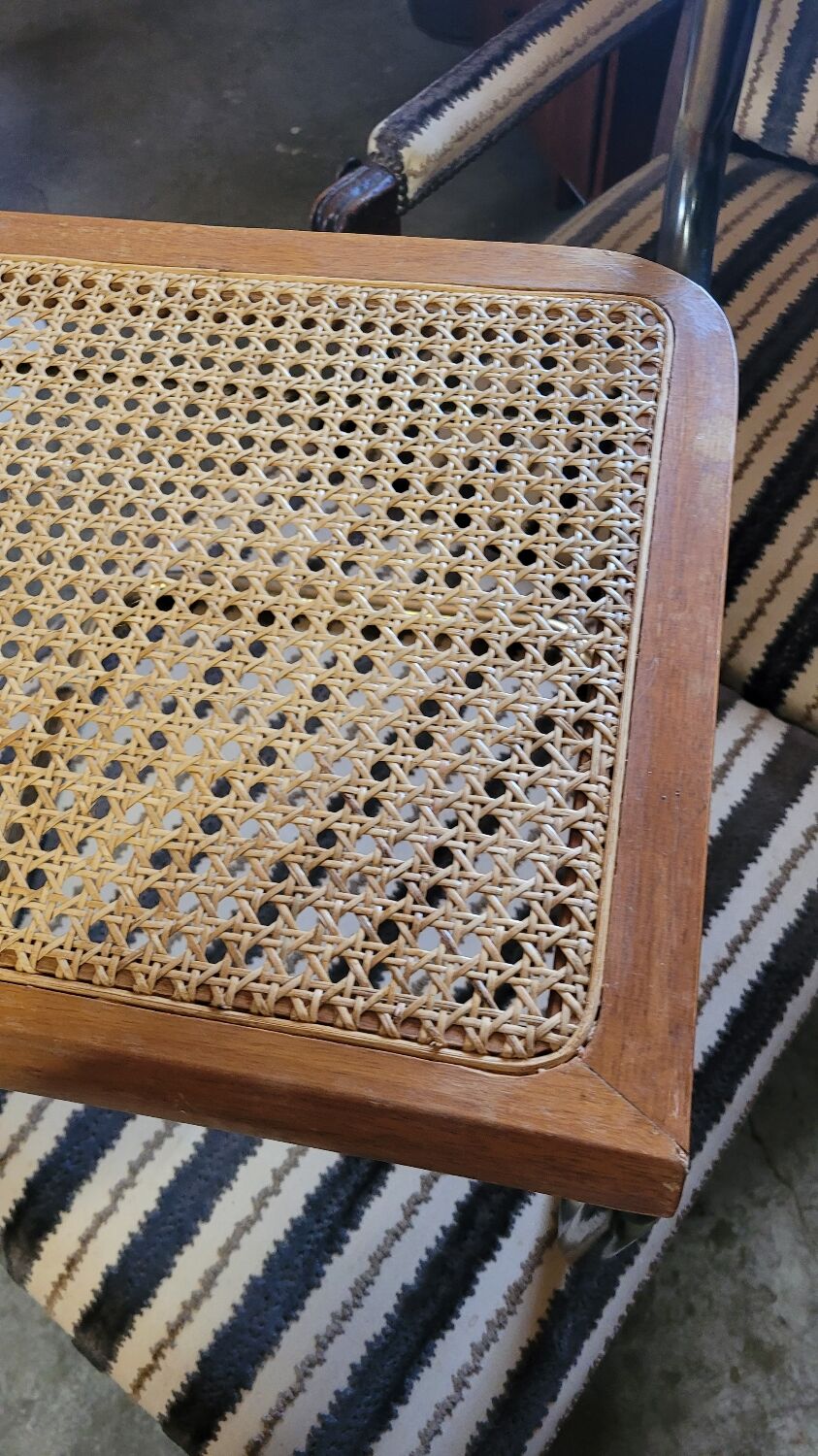 Chaise  de Marcel Breuer en cannage modèle B32