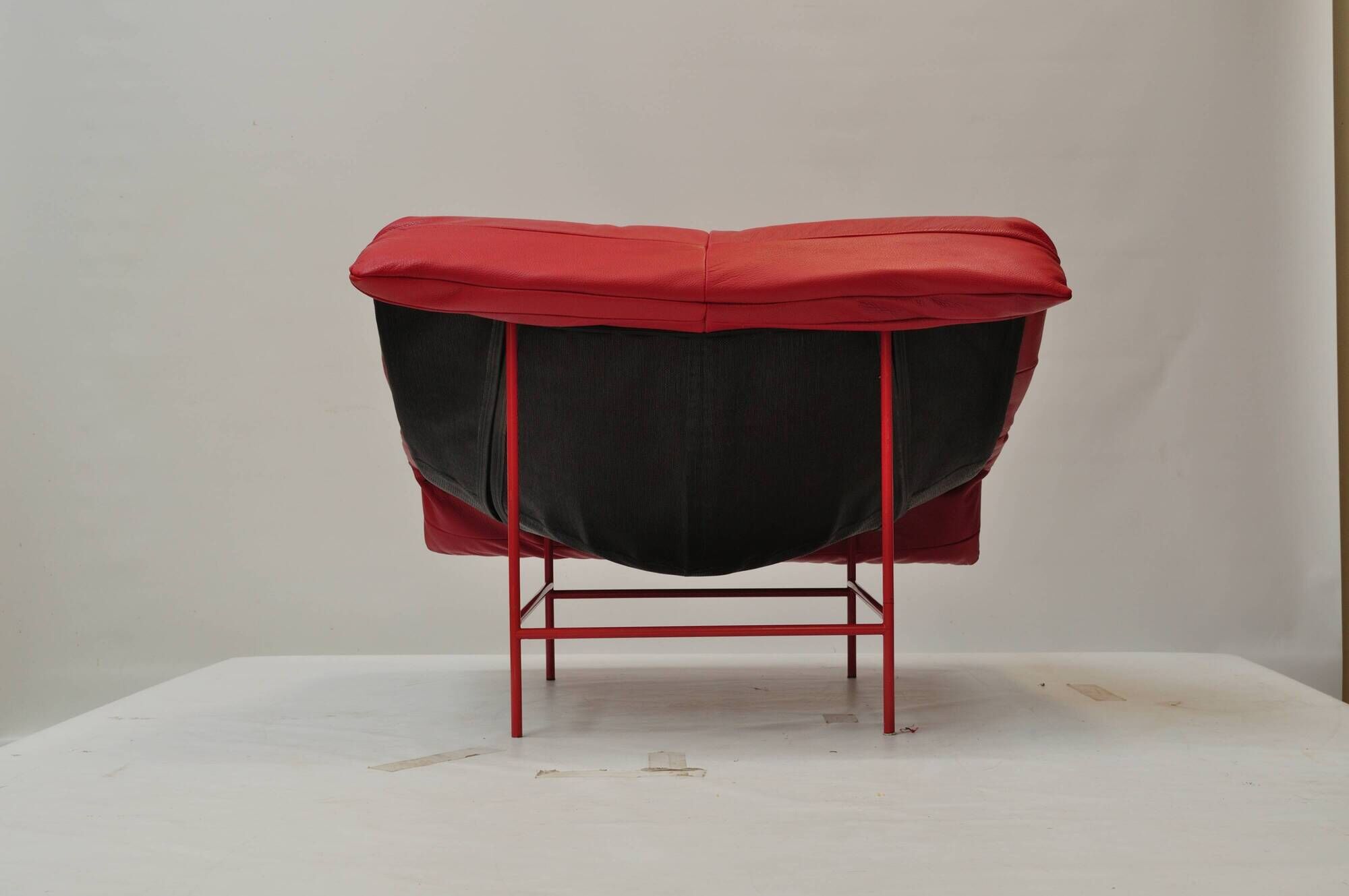 Vintage Montis Butterfly lounge chair by Gerard van den Berg in red leather